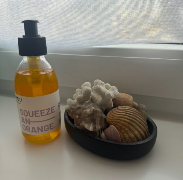 Emulgujący olejek do zmywania makijażu i SPF SQUEEZE AN ORANGE