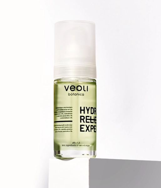 Hydrating and calming facial serum with hyaluronic acid complex 15%, centella asiatica extract 3% and prebiotics 2% HYDRA RELIEF EXPERT