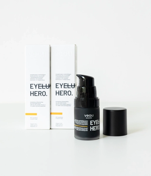Comprehensive care for instant smoothing and brightening of the eyes