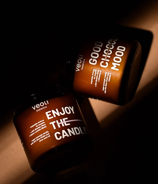 Vegan massage candle with 40% Shea Butter and Plum Seed Oil ENJOY THE CANDLENESS