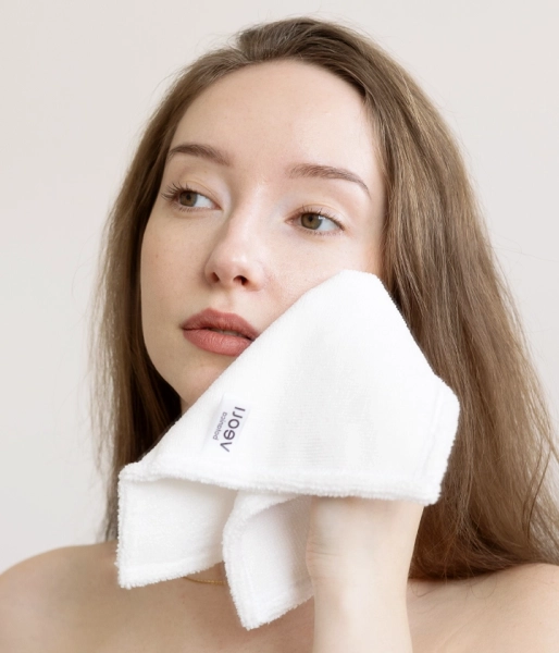 Hypoallergenic face towel MAKE IT WITH gLOVE