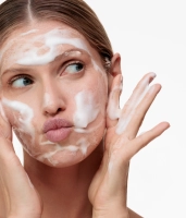Soothing facial cleansing foam FOAM OF CALMNESS