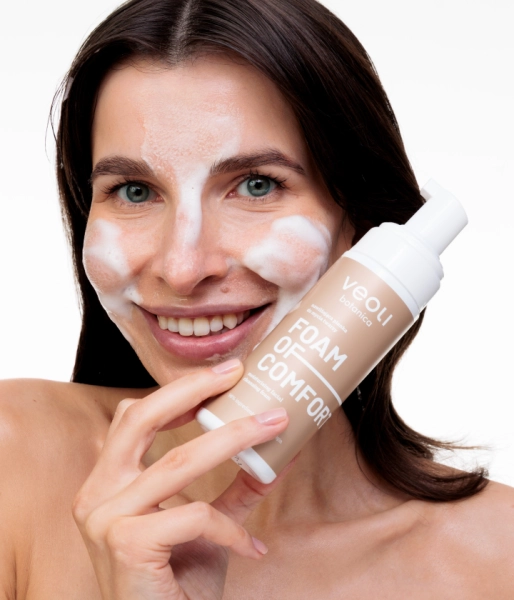 Moisturizing facial cleansing foam FOAM OF COMFORT