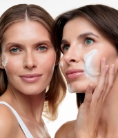 Emulsifying moisturizing butter for removing makeup and SPF for dry and dehydrated skin MELT WITH COMFORT