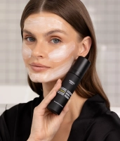An intensive regenerating and moisturizing set – restores freshness, radiance, and comfort to tired skin