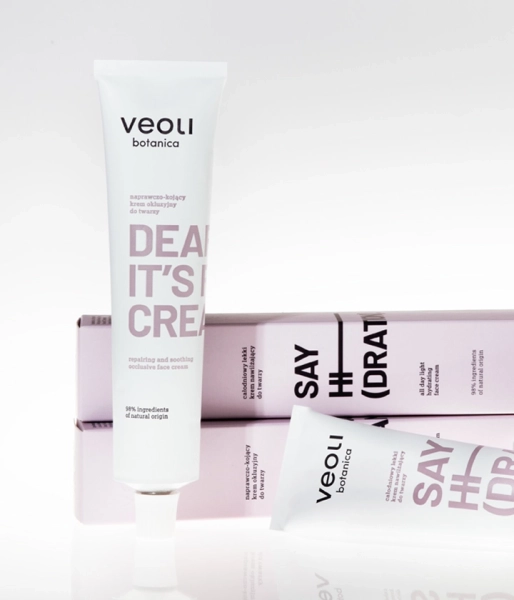 All day light hydrating face cream SAY HI(DRATION)