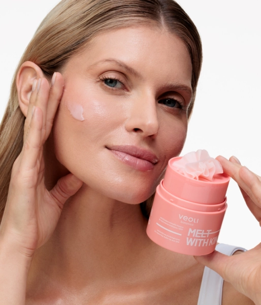 Emulsifying soothing cleansing butter for removing makeup and SPF for couperose skin MELT WITH KINDNESS