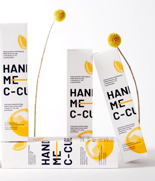 Intensely moisturizing, light hand cream with vitamin C 3% and panthenol HAND ME C – CURE