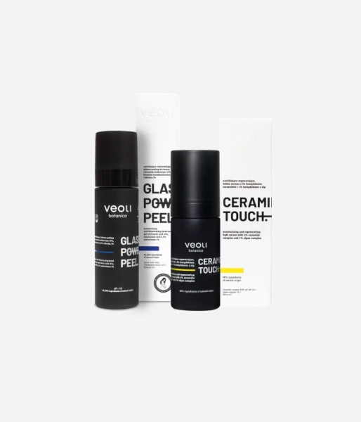 An exfoliating and regenerating set that refreshes and smooths the skin