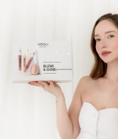 Face modeling and makeup set BLEND & SHINE