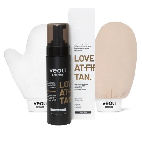 A comprehensive exfoliating and bronzing set for an instant, cool tanning effect