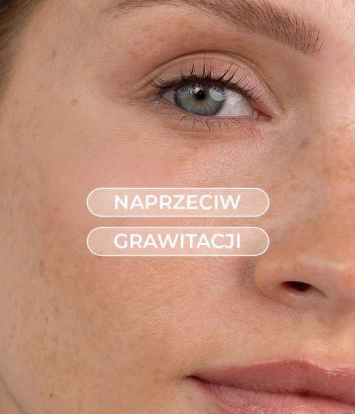 A firming and lifting set that restores radiance and energy to the look